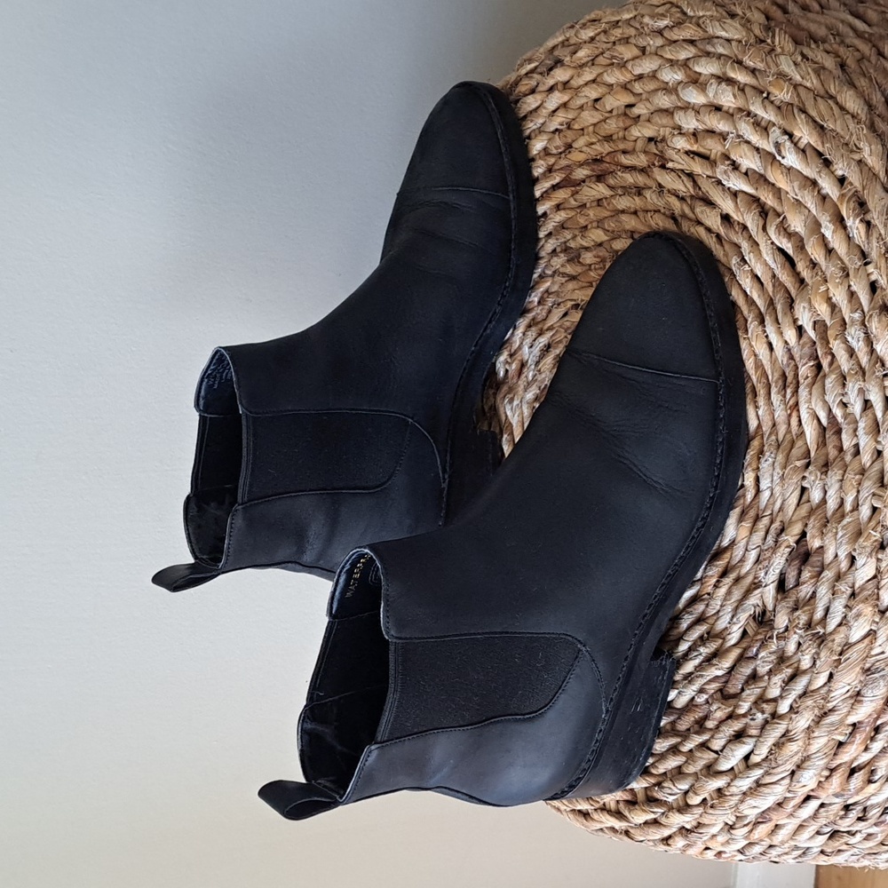 Cole Haan Womens Mara Black‎ Nubuck Waterproof Leather Ankle Chelsea Booties S-8